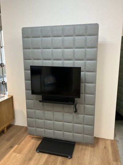 コクヨフォーレムービングパネルシリーズ 自立パーテーション＋ディスプレイ 商品画像1