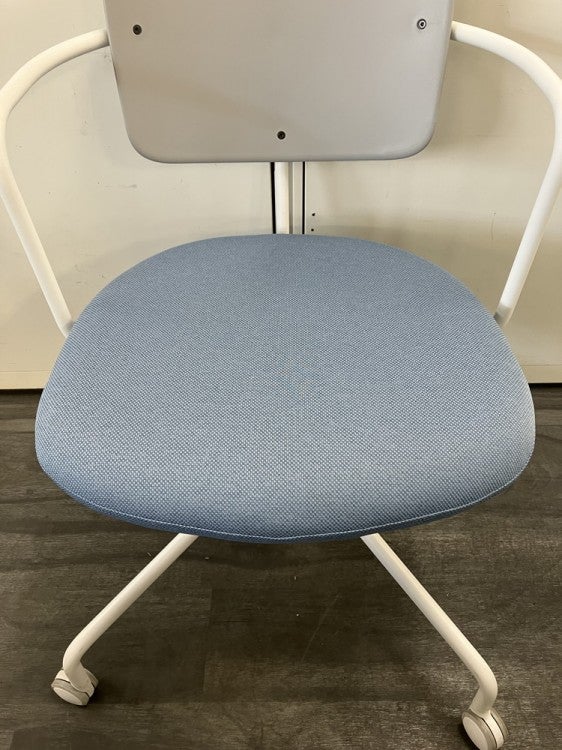 コクヨLiite（リーテ）シリーズ ミーティングチェア 商品画像4