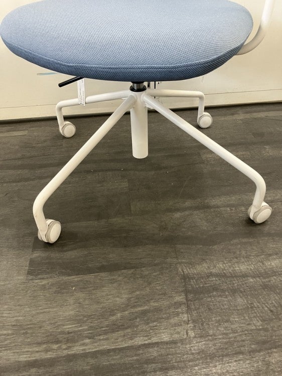 コクヨLiite（リーテ）シリーズ ミーティングチェア 商品画像5