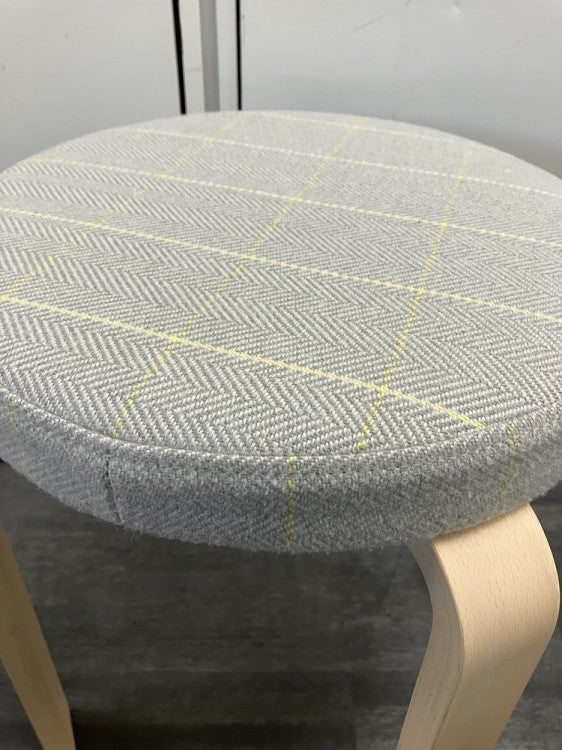 コクヨピックルシリーズ 丸イス 商品画像3