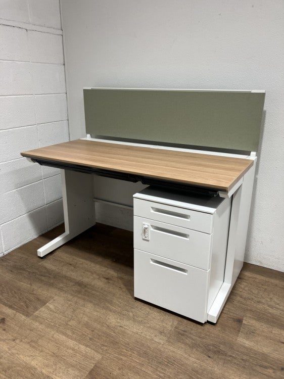 コクヨisシリーズ 1200平デスク＋ワゴン 商品画像1