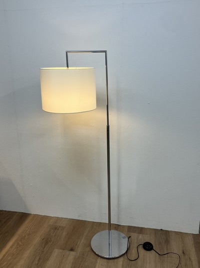 ヤマギワBS-02シリーズ フロアスタンドライト 商品画像1