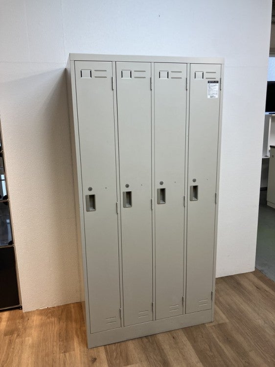 コクヨLKシリーズ　（コクヨ） 4人用ロッカー 商品画像1