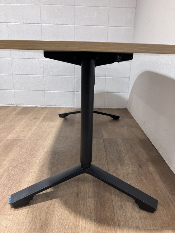 コクヨイニシアシリーズ 1800昇降フラップテーブル 商品画像4