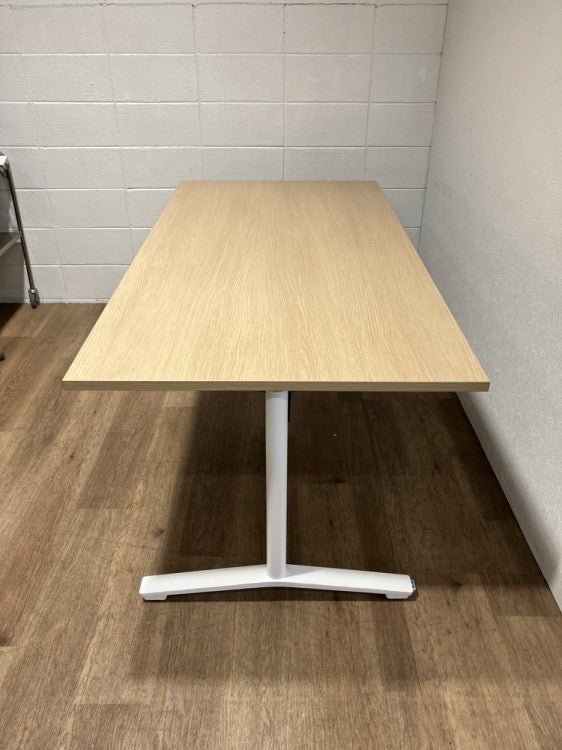 コクヨビエナ（VIENA）シリーズ 1800フラップテーブル 商品画像4