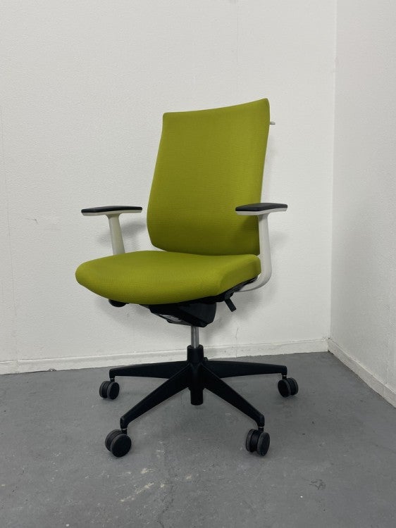 コクヨWizard3(ウィザード3)チェア 肘付ウィザード3チェア 商品画像1