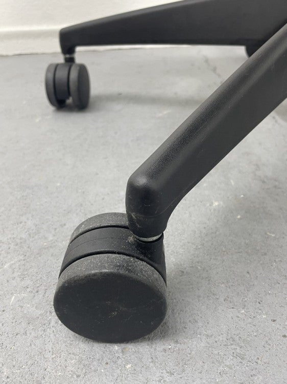 コクヨWizard3(ウィザード3)チェア 肘付ウィザード3チェア 商品画像11