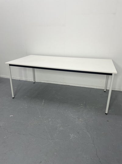 ウチダ（内田洋行）ST-1100Nシリーズ 1800ミーティングテーブル 商品画像1