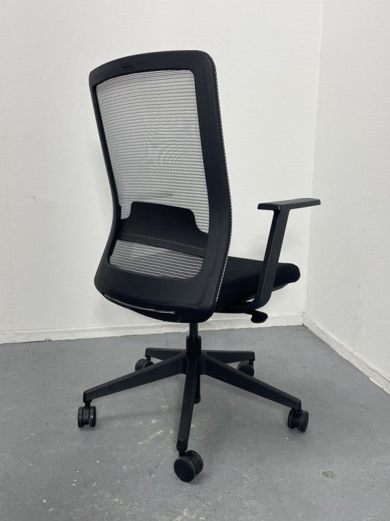 クロガネ肘付フレシスチェア 商品画像3