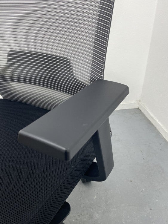 クロガネ肘付フレシスチェア 商品画像6