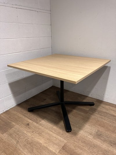 コクヨfrip top(フリップトップ)シリーズ 角テーブル 商品画像1