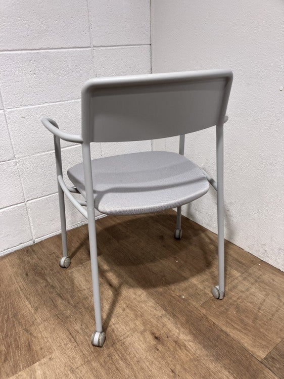 コクヨエニー(Any)シリーズ ネスティングチェア3脚セット 商品画像8