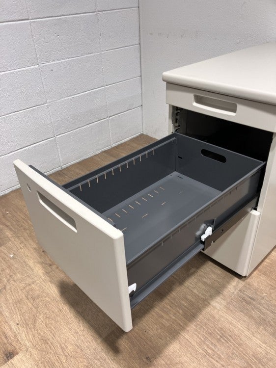 コクヨBS+シリーズ 脇机 商品画像6