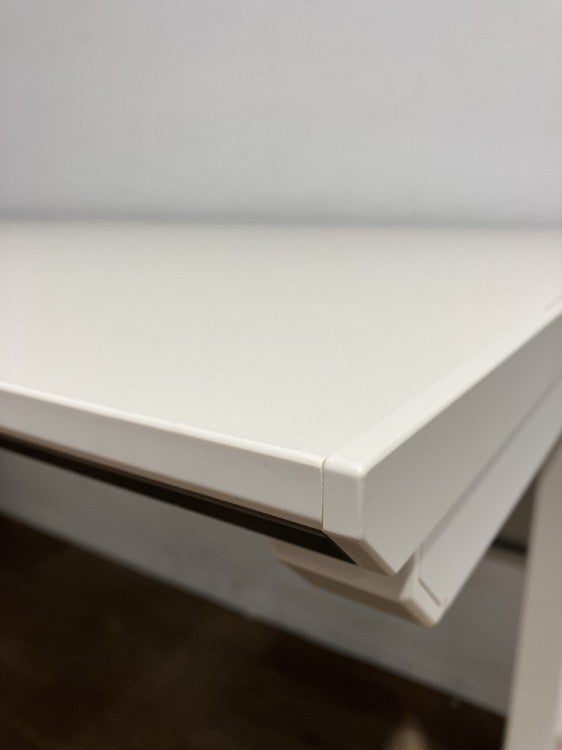 コクヨMXVシリーズ 1400平デスク 商品画像2