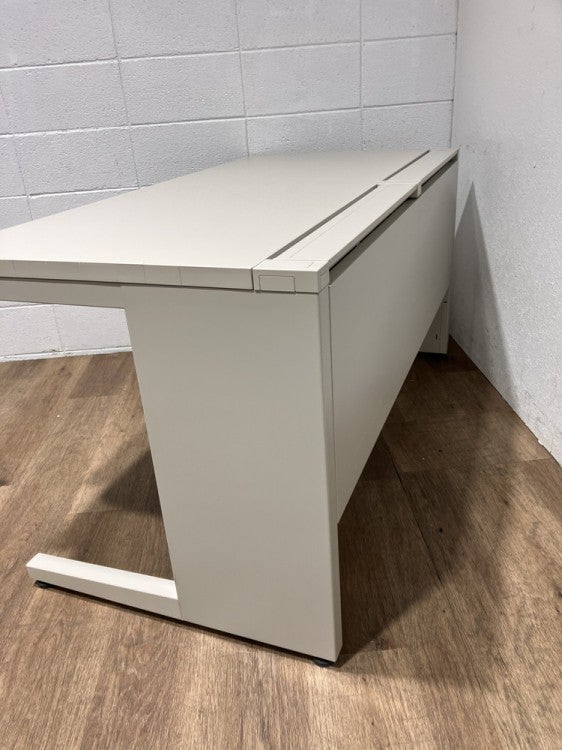 コクヨMXVシリーズ 1400平デスク 商品画像9