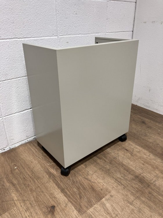 ライオンデスクアンダーラック 商品画像5