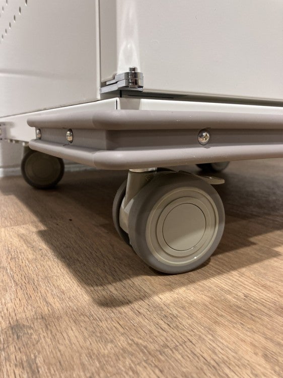 ライオンセーフティチャージャーシリーズ タブレット充電保管庫 商品画像3