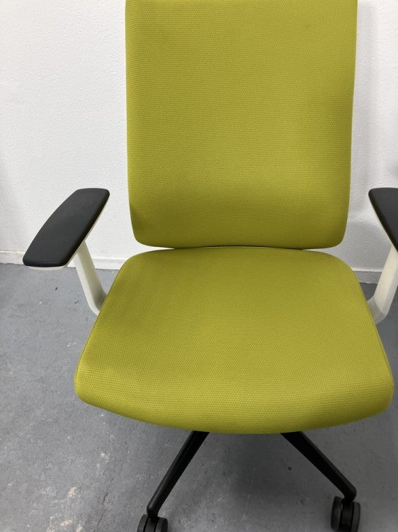 コクヨWizard2(ウィザード2)チェア 固定肘付ウィザード2チェア 商品画像6