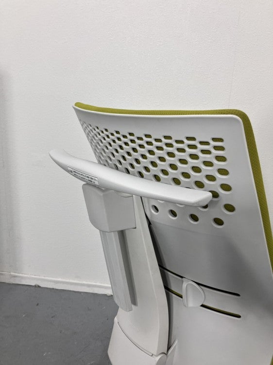 コクヨWizard2(ウィザード2)チェア 固定肘付ウィザード2チェア 商品画像9