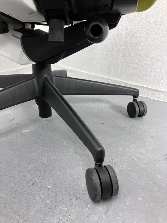 コクヨWizard2(ウィザード2)チェア 固定肘付ウィザード2チェア 商品画像11