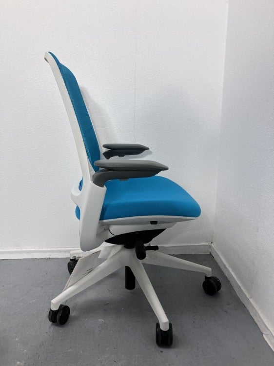 スチールケースSeries 1（シリーズ1）チェア 可動肘付シリーズ１チェア 商品画像3