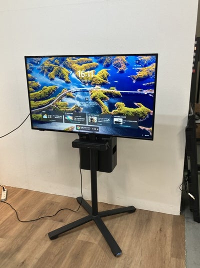 エナジーシリーズ 43型駅用モニター+スタンドセット 商品画像1