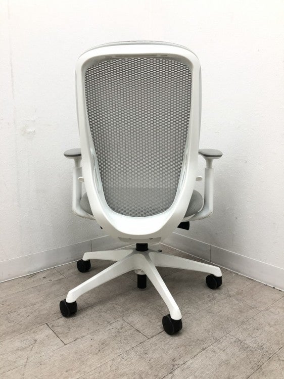 オカムラSylphy(シルフィー)チェア 可動肘付シルフィーチェア 商品画像4