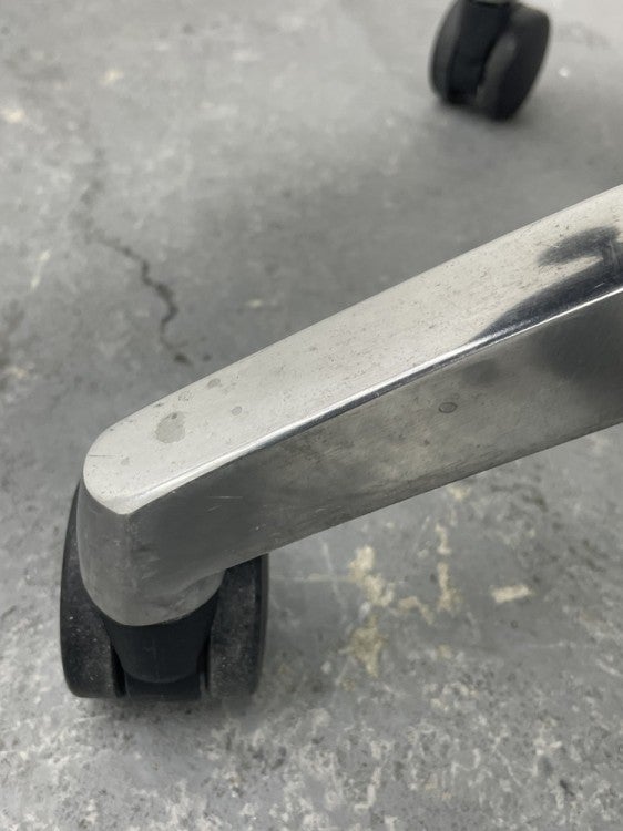 アイコR-5600シリーズ 肘付エグゼクティブチェア 商品画像12