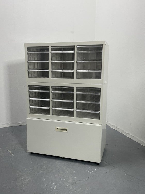 クリアトレーキャビネット 商品画像1