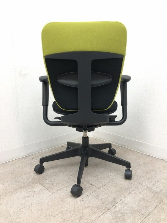 イトーキプラオ（PRAO）チェア 肘付プラオチェア 商品画像4