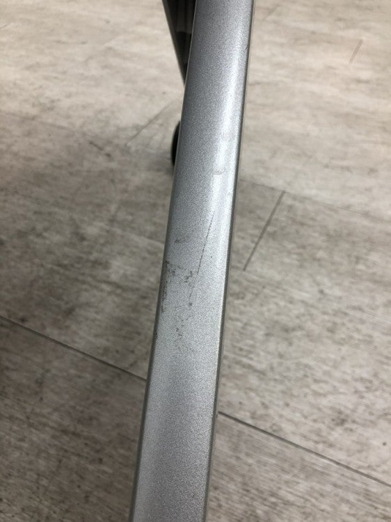 コクヨLeafline(リーフライン)シリーズ 1500平行スタックテーブル 商品画像12