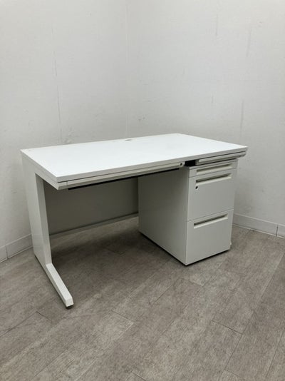 オカムラADVANCE（アドバンス）シリーズ 1200平デスク+ワゴンセット 商品画像1