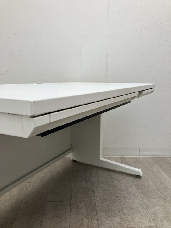 オカムラADVANCE（アドバンス）シリーズ 1200平デスク+ワゴンセット 商品画像8