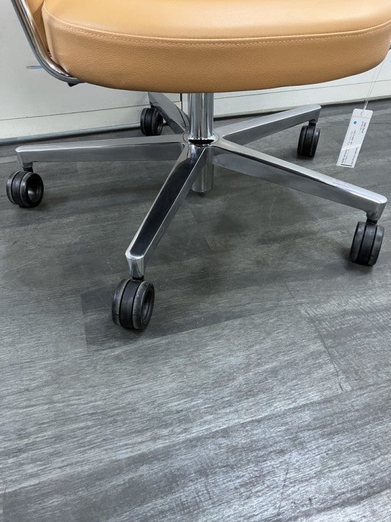 コクヨコーデ カンファレンスシリーズ ミーティングチェア 商品画像5