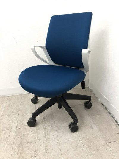 コクヨピコラ(picora)チェア 固定肘付ピコラチェア 商品画像1