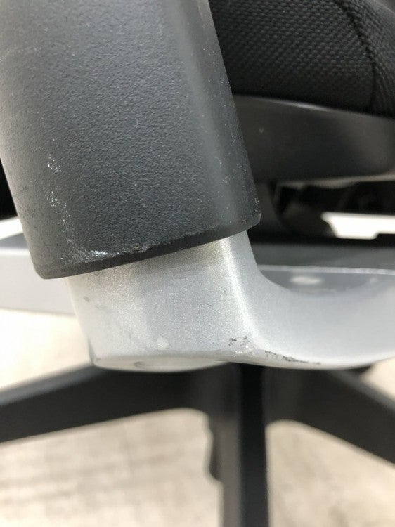 イトーキVento（ヴェント）シリーズ 可動肘付ヴェントチェア 商品画像16