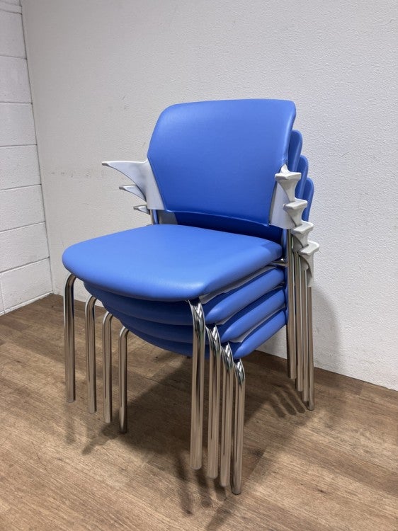 ライオンフルトシリーズ スタッキングチェア4脚セット 商品画像9