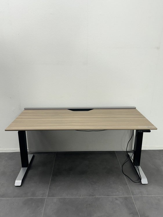 コクヨSEQENCE(シークエンス)シリーズ 1550電動昇降デスク 商品画像2