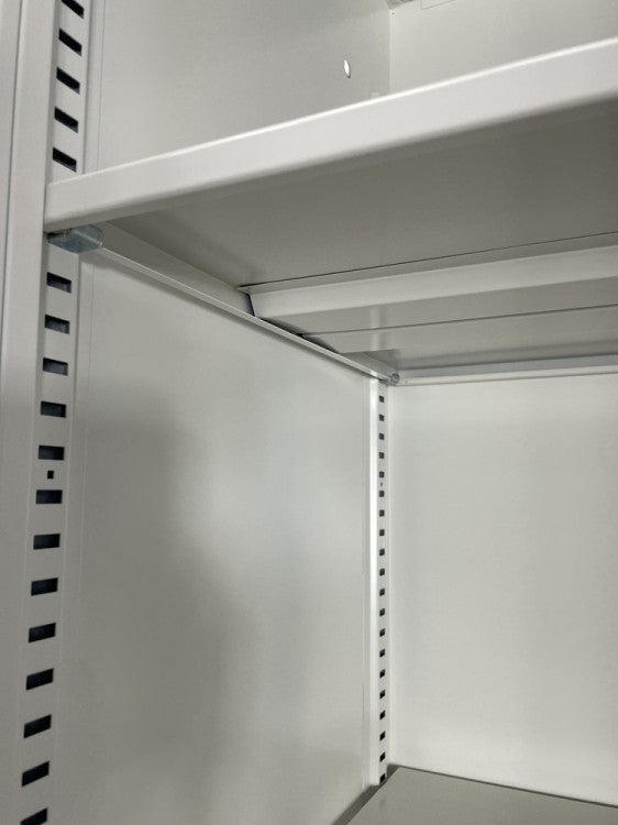 イトーキeSキャビネット(エスキャビネット)シリーズ 両開きラテラル上下書庫 商品画像11