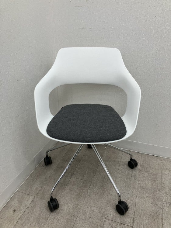 Wilkhahn（ウィルクハーン）222 range OCCO(222レンジオッコ)シリーズ ミーティングチェア 商品画像2