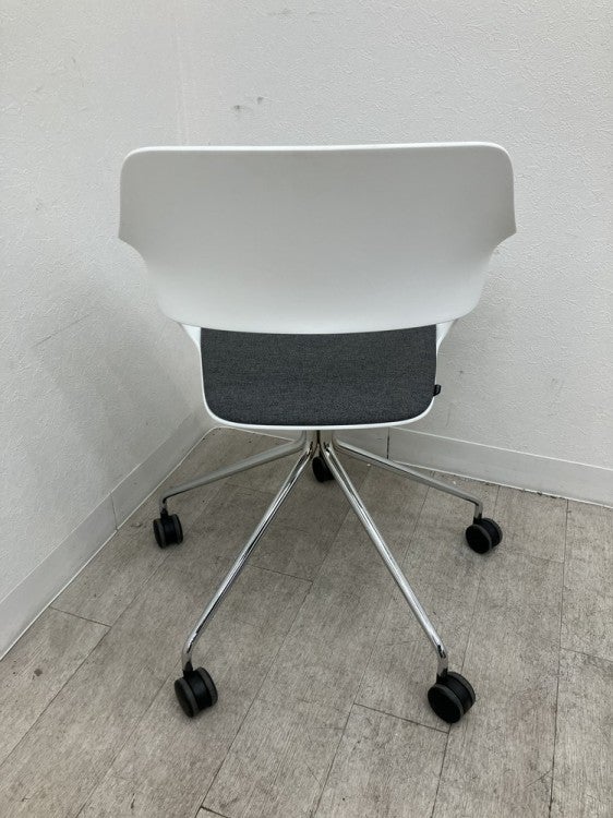 Wilkhahn（ウィルクハーン）222 range OCCO(222レンジオッコ)シリーズ ミーティングチェア 商品画像4