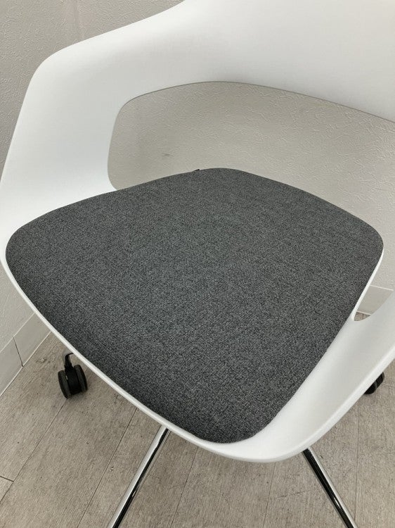 Wilkhahn（ウィルクハーン）222 range OCCO(222レンジオッコ)シリーズ ミーティングチェア 商品画像8