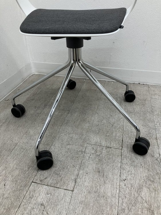 Wilkhahn（ウィルクハーン）222 range OCCO(222レンジオッコ)シリーズ ミーティングチェア 商品画像10