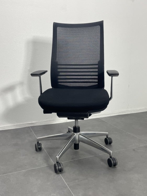 コクヨBezel(ベゼル)チェア 肘付ベゼルチェア 商品画像2