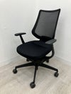 コクヨing(イング)チェア 固定肘付イングチェア　 商品画像1