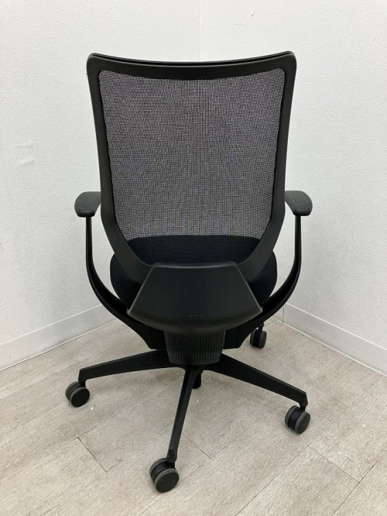 コクヨing(イング)チェア 固定肘付イングチェア　 商品画像4
