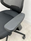 コクヨing(イング)チェア 固定肘付イングチェア　 商品画像7