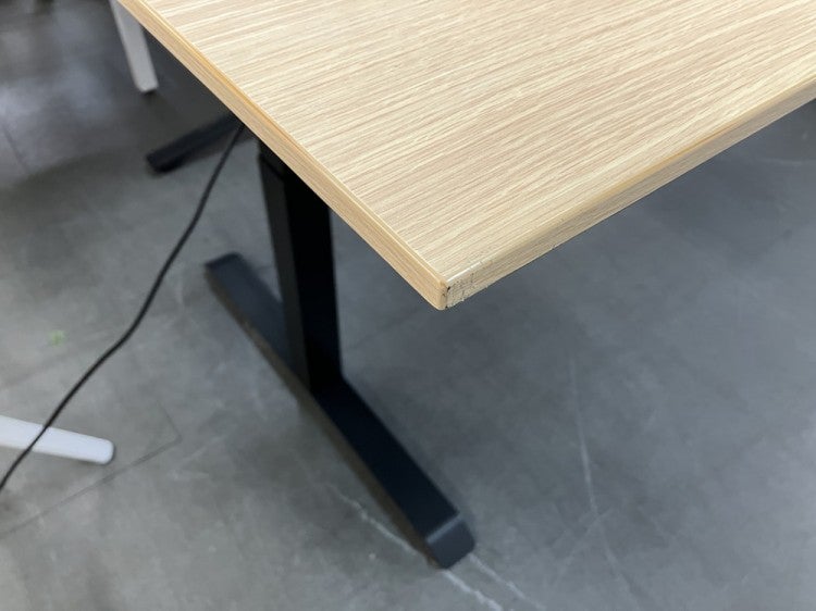 コクヨ電動昇降テーブル 商品画像3
