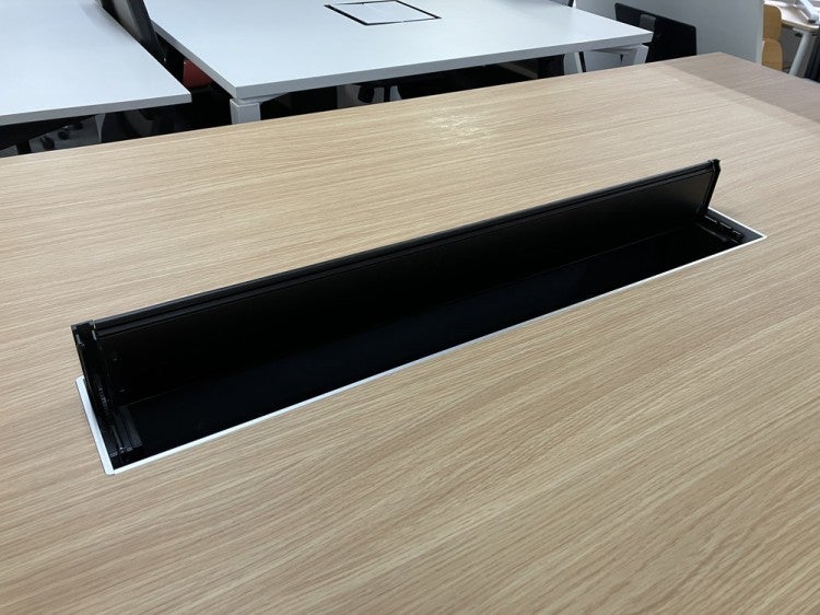 コクヨ電動昇降テーブル 商品画像5