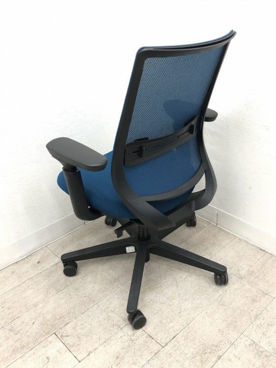 コクヨMitra2（ミトラ2）チェア 可動肘付ミトラ2チェア 商品画像10